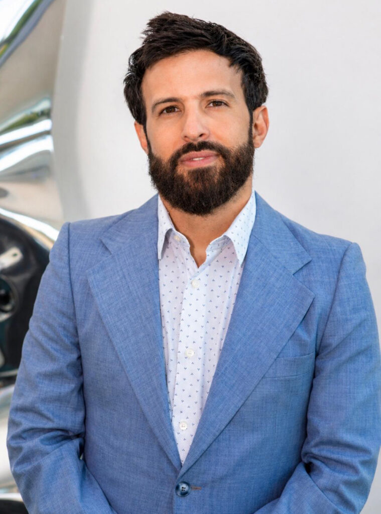 Andrew Barrera, Controller
